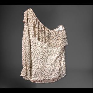 Torrid size 2 off shoulder blouse